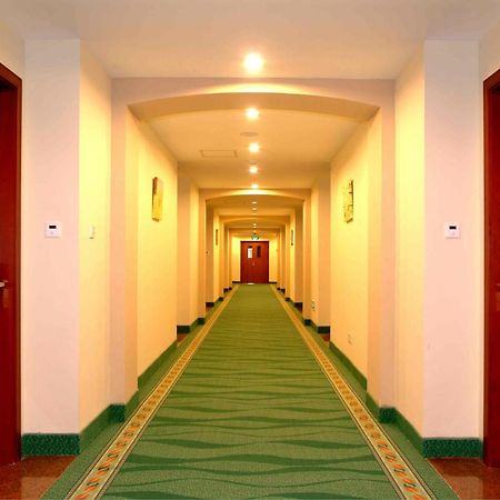 Greentree Inn Hebei Qinhuangdao Peace Avenue Express Hotel Dış mekan fotoğraf